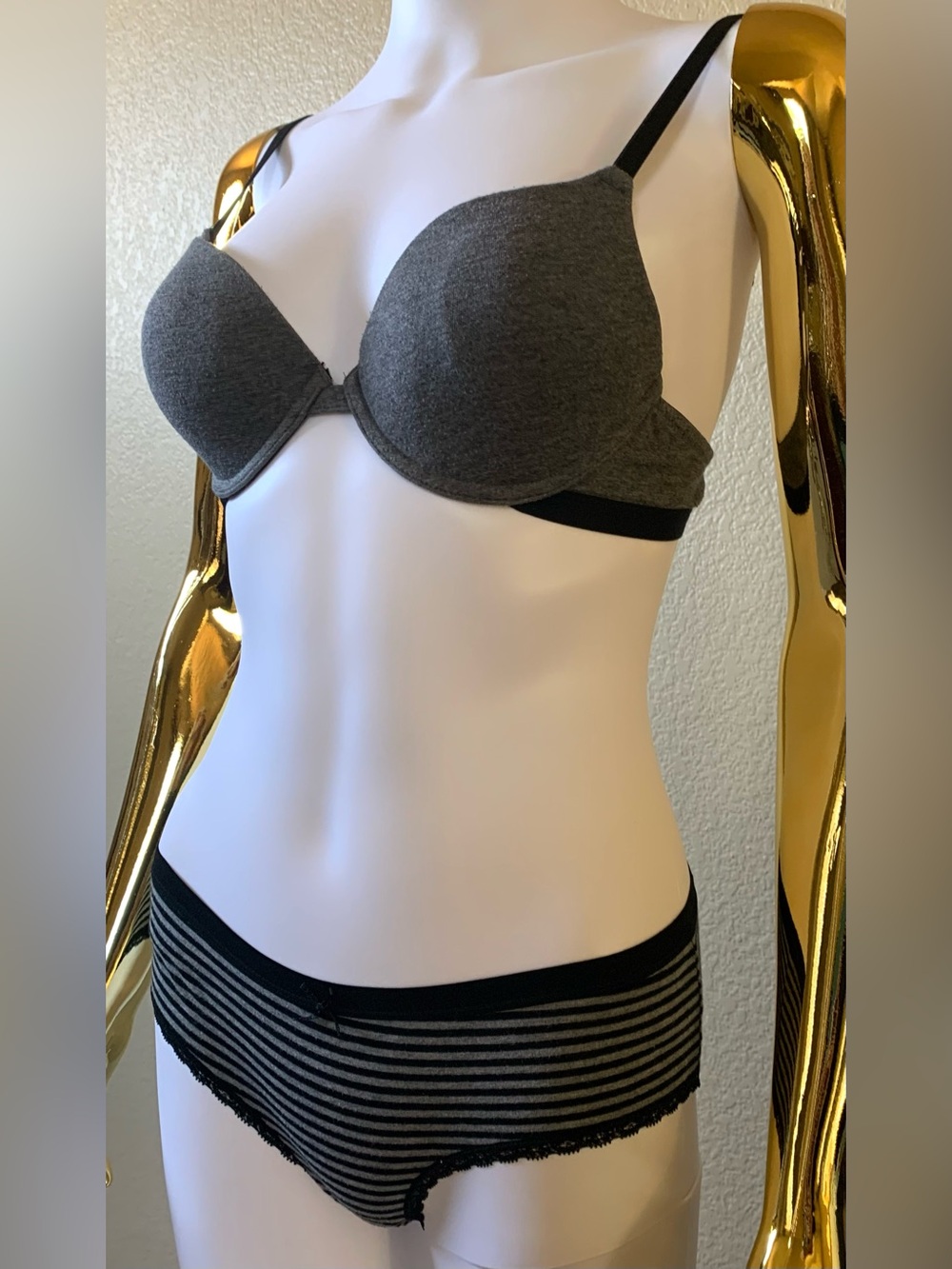 Xhiliration bra set 36A black bra & S panties gray black stripe convertible